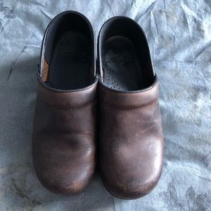 Dansko brown leather clogs size 38